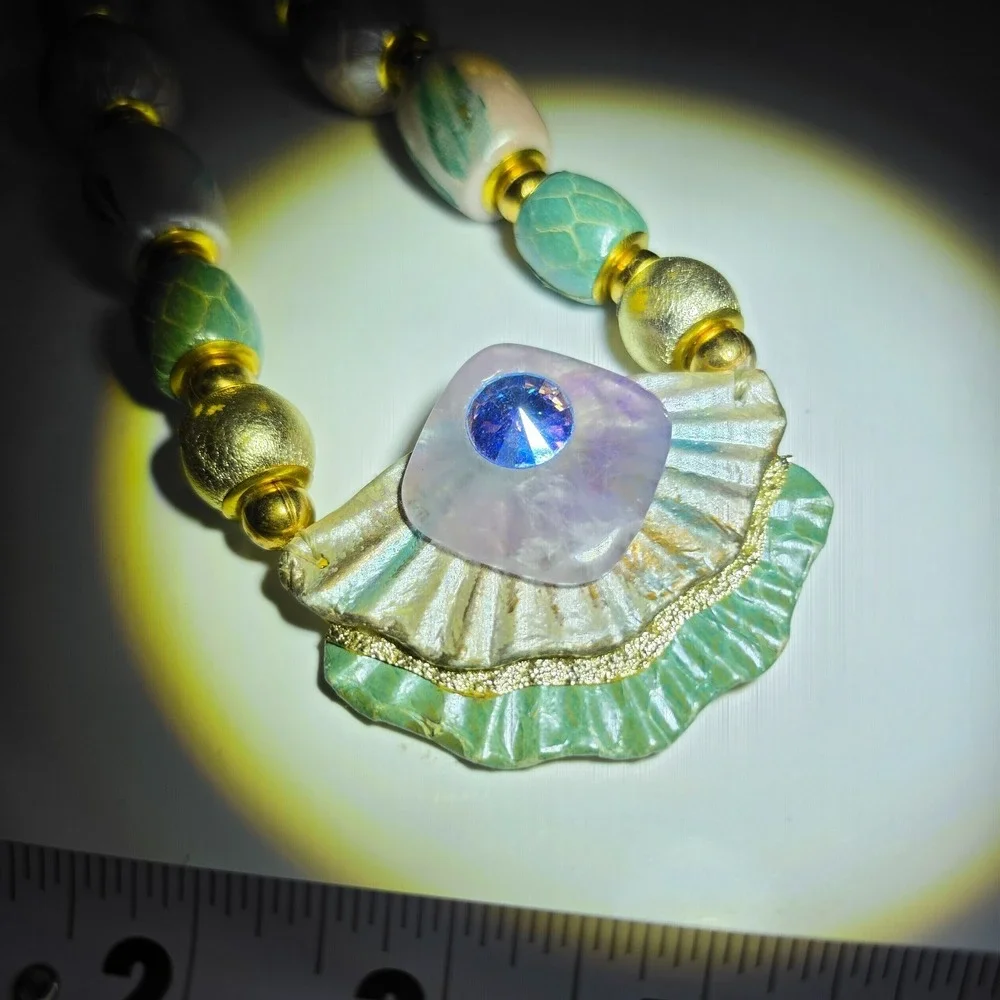 Vintage 1990s Chunky Statement‎ Necklace Amethyst Stone Painted Beads Gold Tone